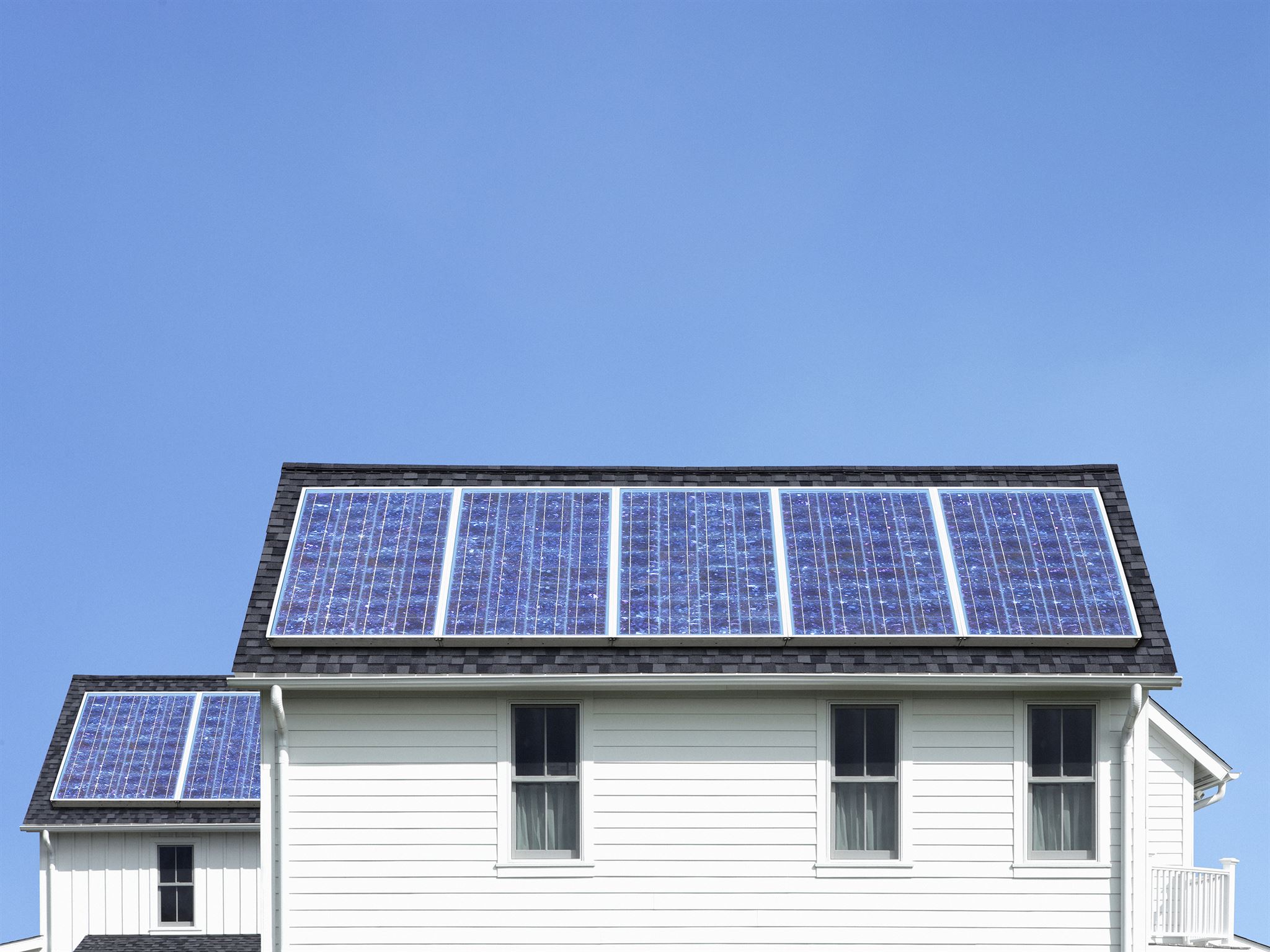 Instalação de painéis solares em telhado